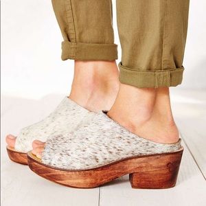 Ecoté Cow Leather Mules